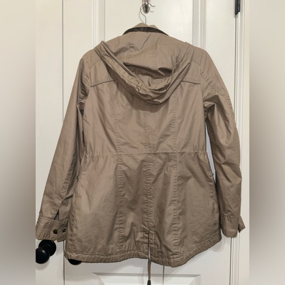 Michael Michael Kors Tan Raincoat - Picture 5 of 16